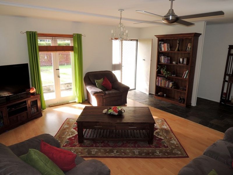 1 Fisher Street, Bucasia QLD 4750