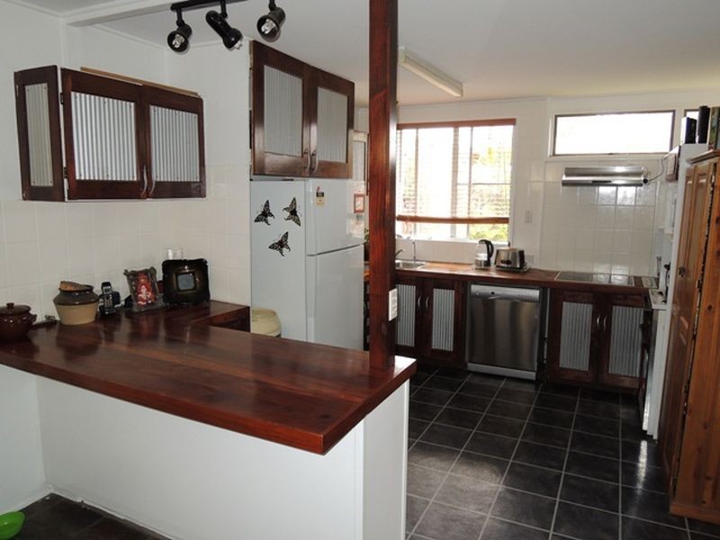 1 Fisher Street, Bucasia QLD 4750