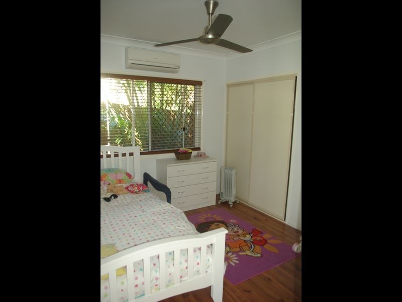 6 Hillcrest Street, Eimeo QLD 4740