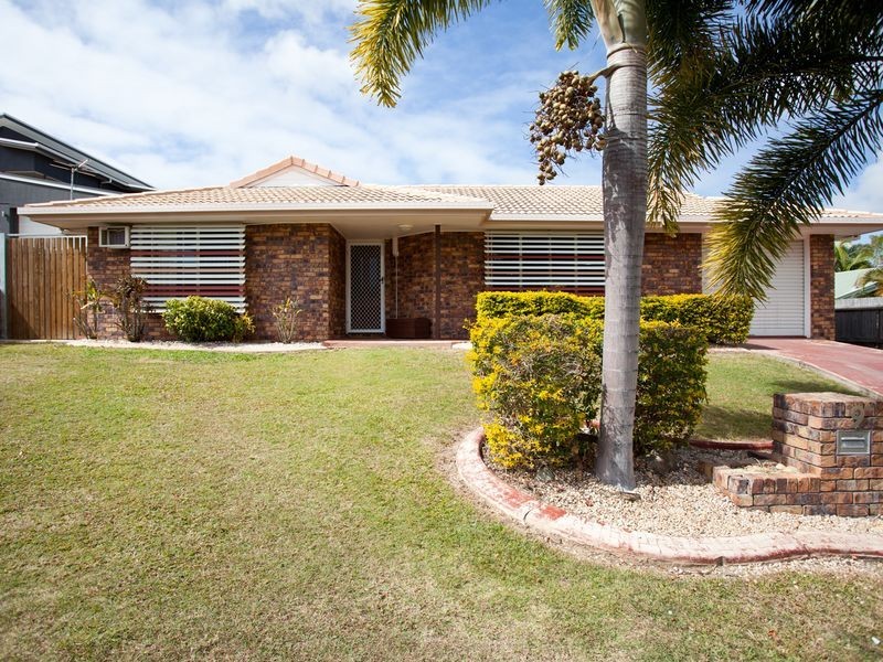 9 Danelles Way, Eimeo QLD 4740