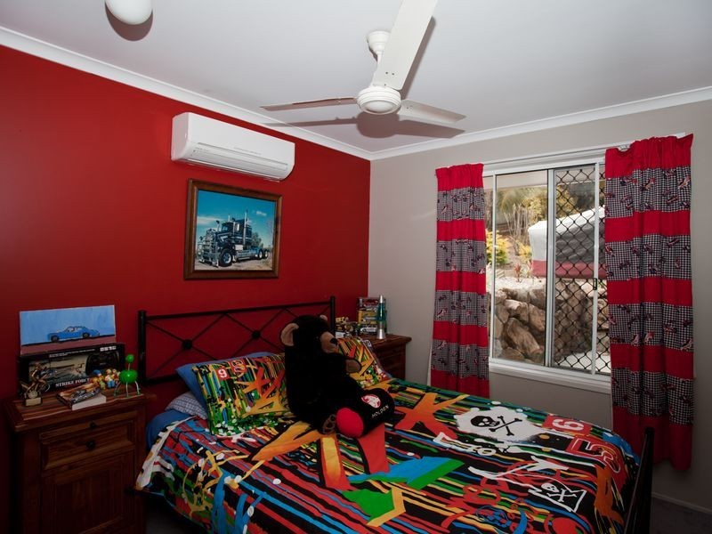9 Danelles Way, Eimeo QLD 4740