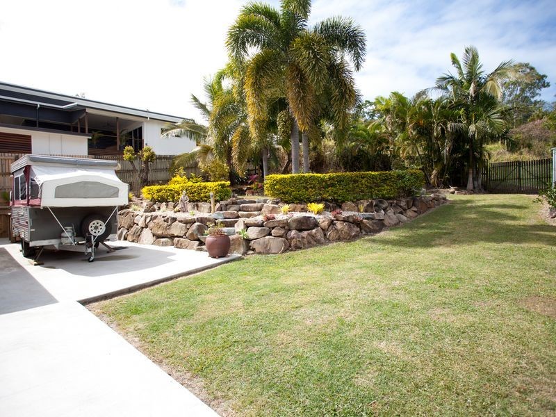 9 Danelles Way, Eimeo QLD 4740