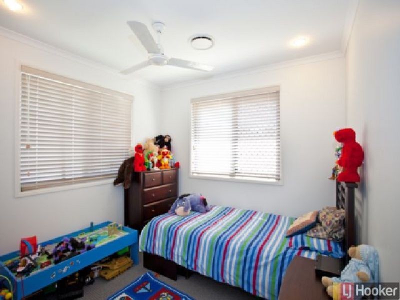 15 Kinghorn Court, Eimeo QLD 4740