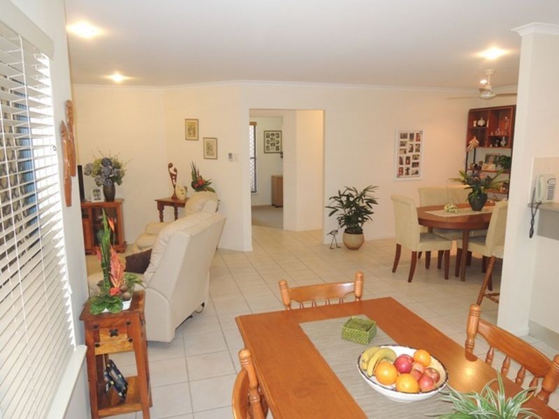 15 Beachside Place, Shoal Point QLD 4750