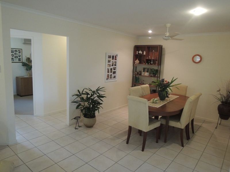 15 Beachside Place, Shoal Point QLD 4750