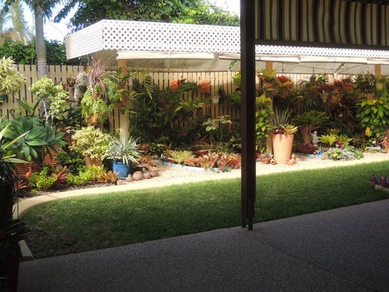 15 Beachside Place, Shoal Point QLD 4750