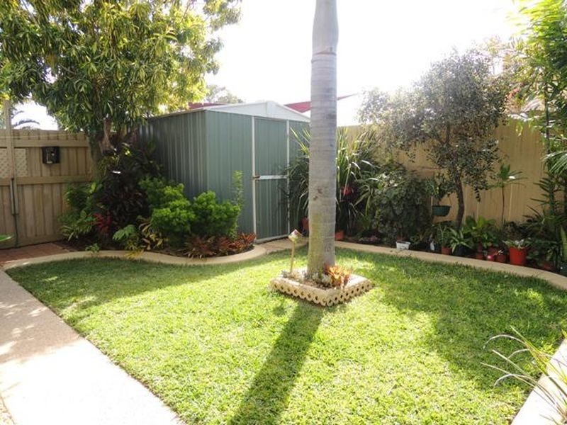 15 Beachside Place, Shoal Point QLD 4750