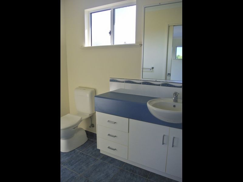 8 Portside Place, Shoal Point QLD 4750