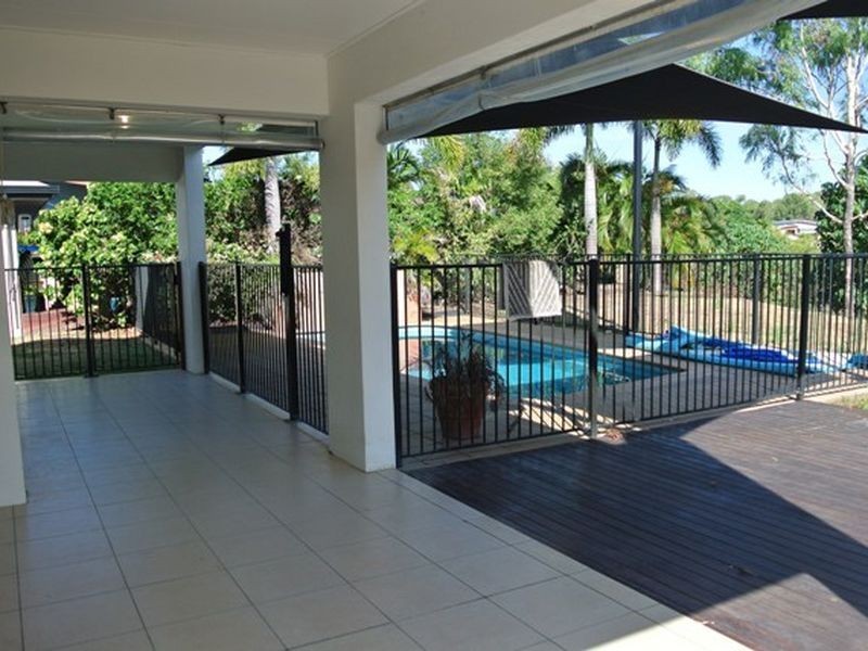 8 Portside Place, Shoal Point QLD 4750