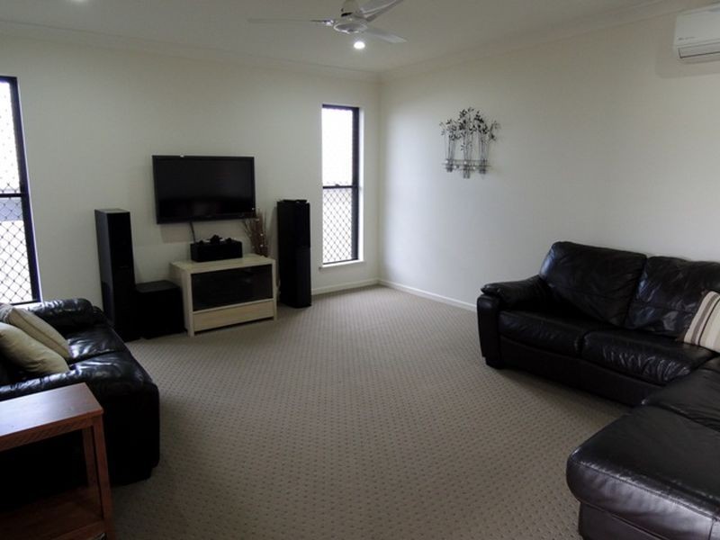 43 Hinze Circuit, Rural View QLD 4740