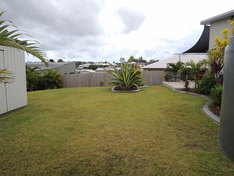 43 Hinze Circuit, Rural View QLD 4740