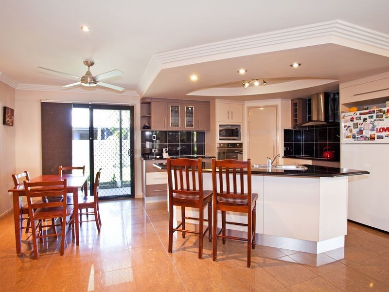 8 Friarbird Avenue, Blacks Beach QLD 4740