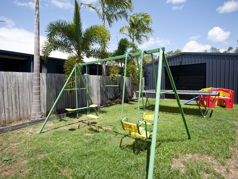 8 Friarbird Avenue, Blacks Beach QLD 4740