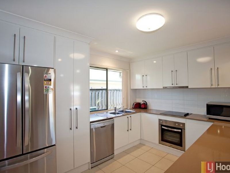 16 Whitehaven Drive, Blacks Beach QLD 4740