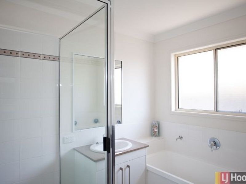 16 Whitehaven Drive, Blacks Beach QLD 4740