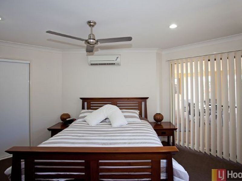 16 Whitehaven Drive, Blacks Beach QLD 4740