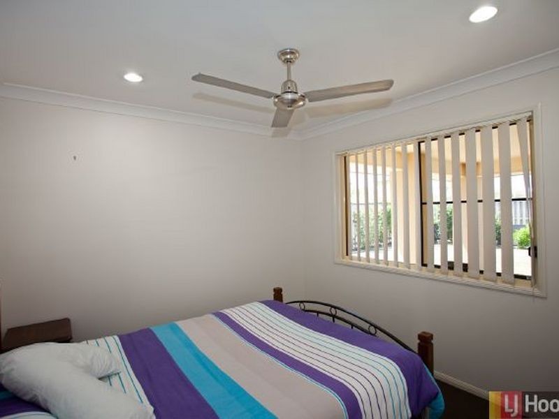 16 Whitehaven Drive, Blacks Beach QLD 4740