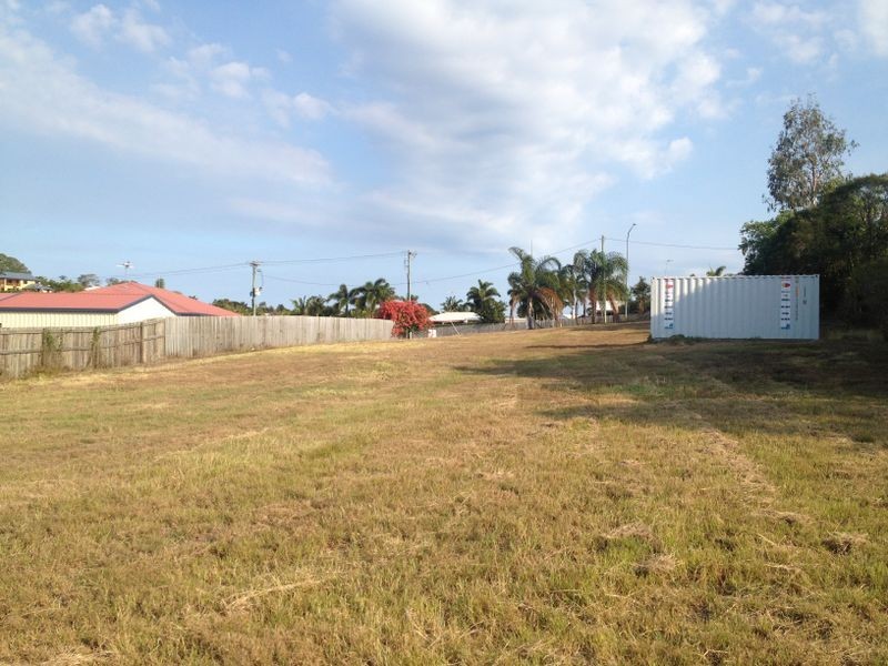 6 Sunset Place, Eimeo QLD 4740