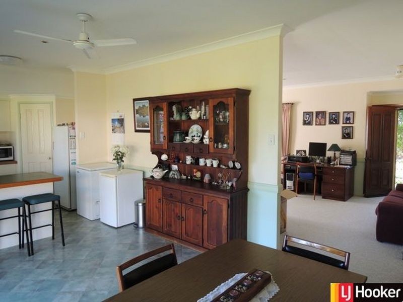 4 Leister Court, Bucasia QLD 4750