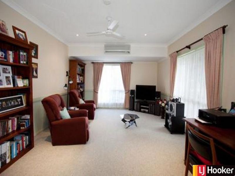 4 Leister Court, Bucasia QLD 4750