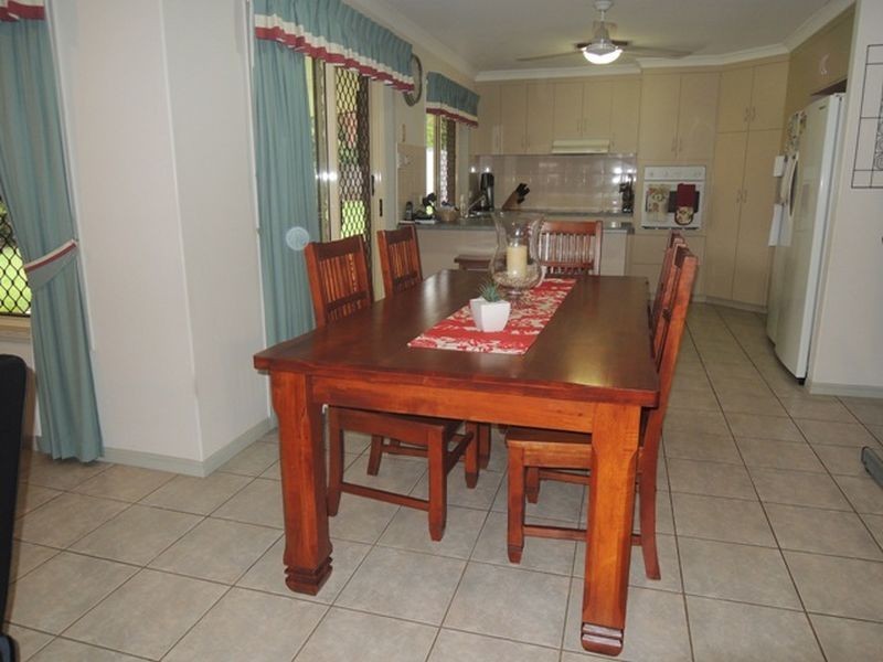 8 Galasheils Street, Beaconsfield QLD 4740