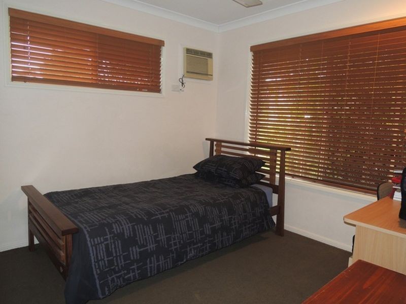 8 Galasheils Street, Beaconsfield QLD 4740