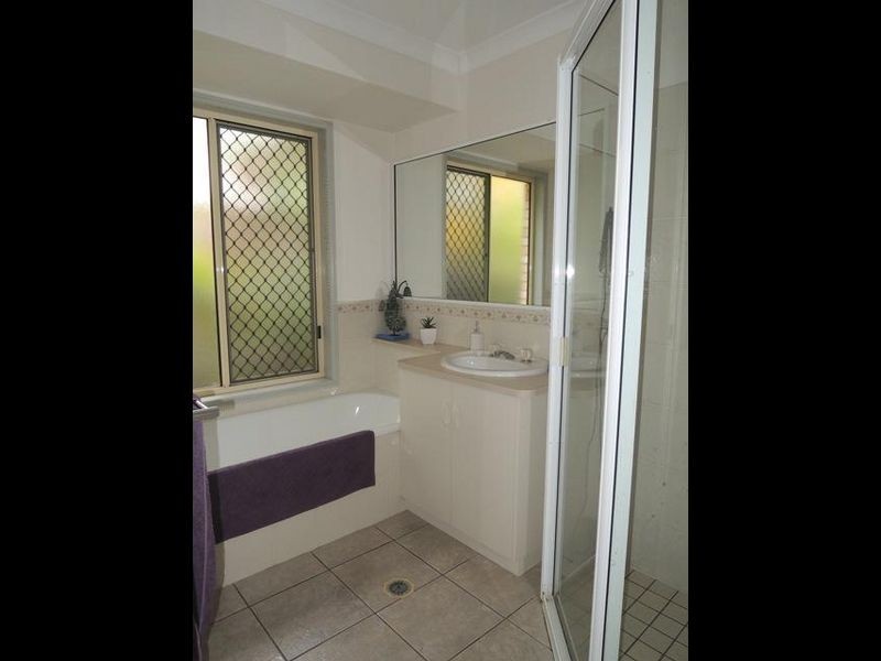 8 Galasheils Street, Beaconsfield QLD 4740