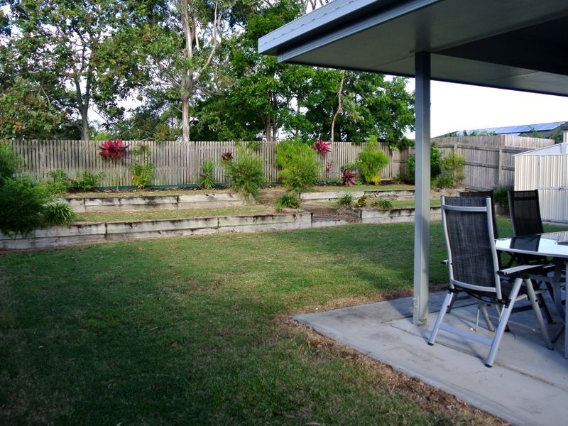 22 Schooner Avenue, Shoal Point QLD 4750