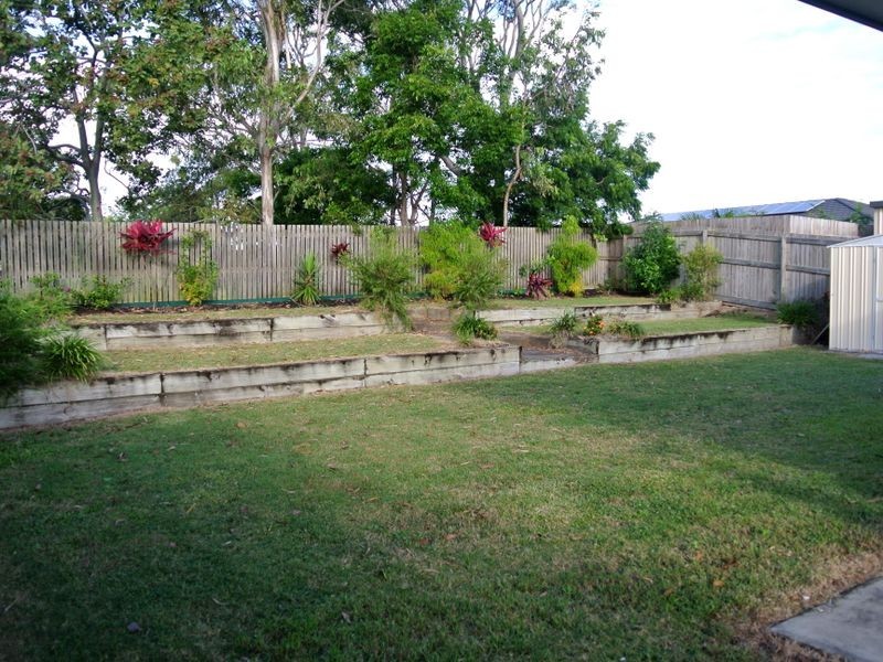 22 Schooner Avenue, Shoal Point QLD 4750