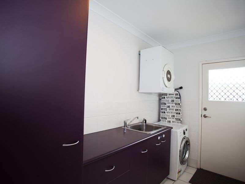 16 Cutfield Street, Glenella QLD 4740