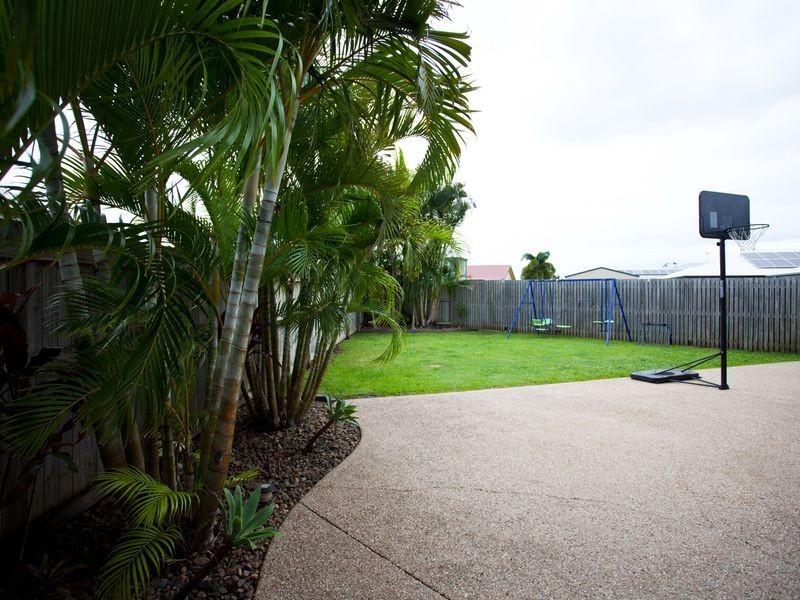 16 Cutfield Street, Glenella QLD 4740