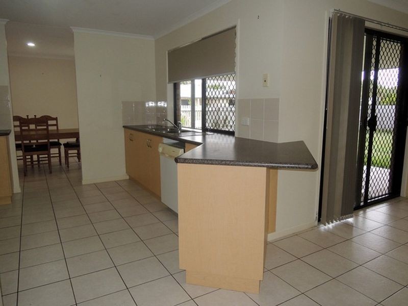 5 Starboard Circuit, Shoal Point QLD 4750