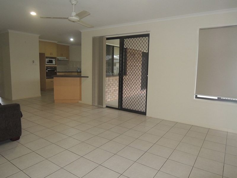 5 Starboard Circuit, Shoal Point QLD 4750