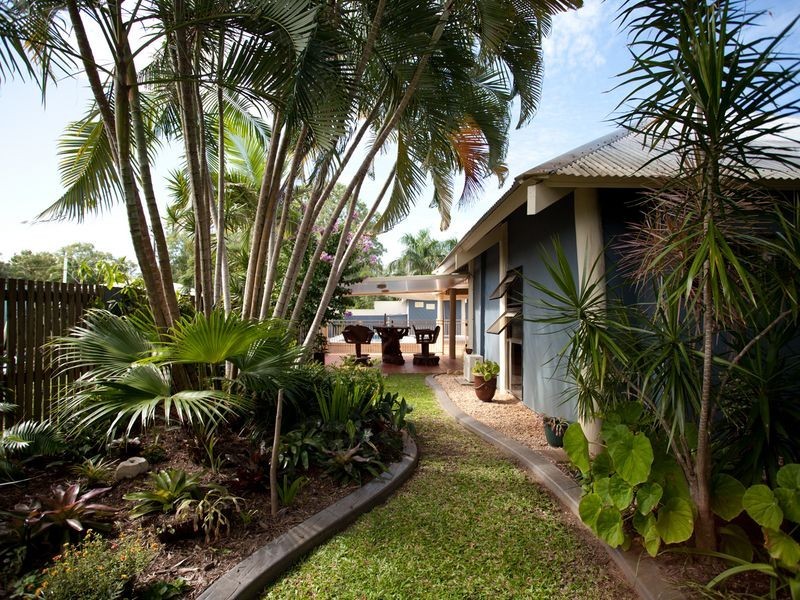 45 Waverley Street, Bucasia QLD 4750