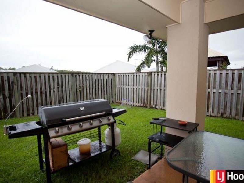 2/23 Whitehaven Drive, Blacks Beach QLD 4740