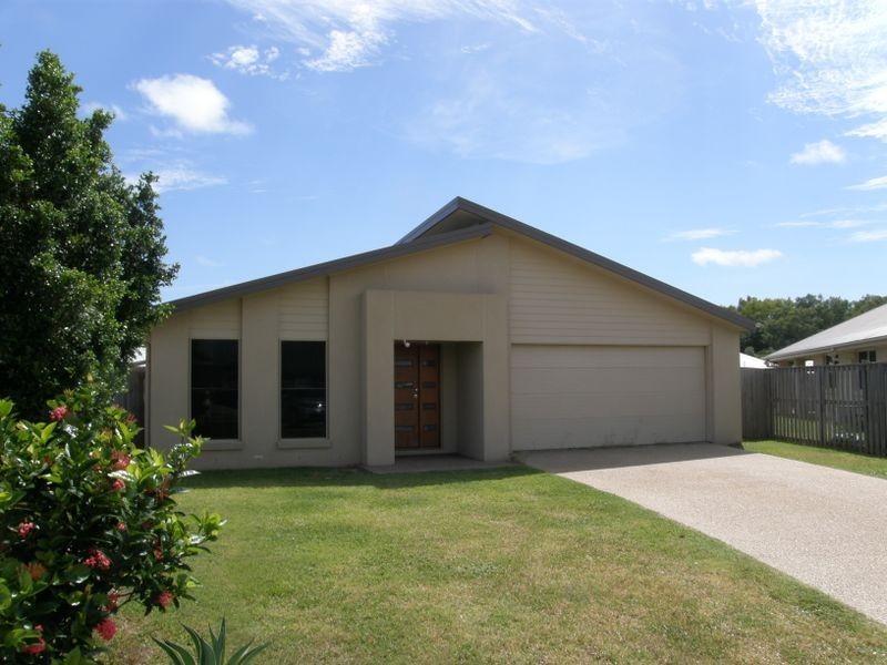 39 Whitehaven Drive, Blacks Beach QLD 4740