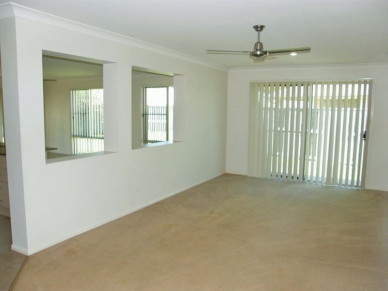 39 Whitehaven Drive, Blacks Beach QLD 4740