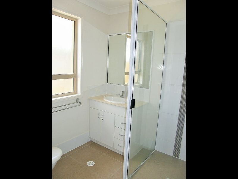 39 Whitehaven Drive, Blacks Beach QLD 4740