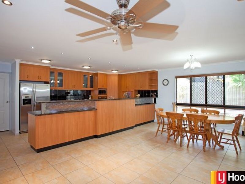 2 Douglas Crescent, Rural View QLD 4740