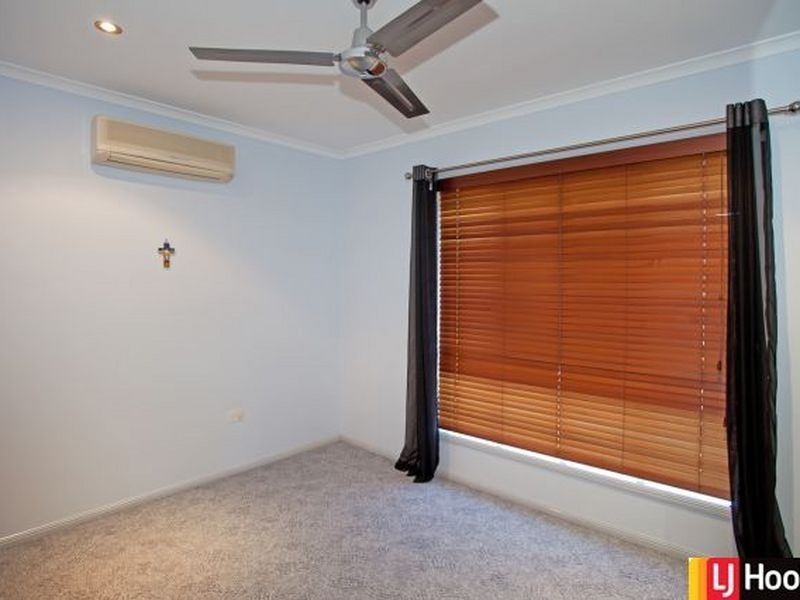 2 Douglas Crescent, Rural View QLD 4740