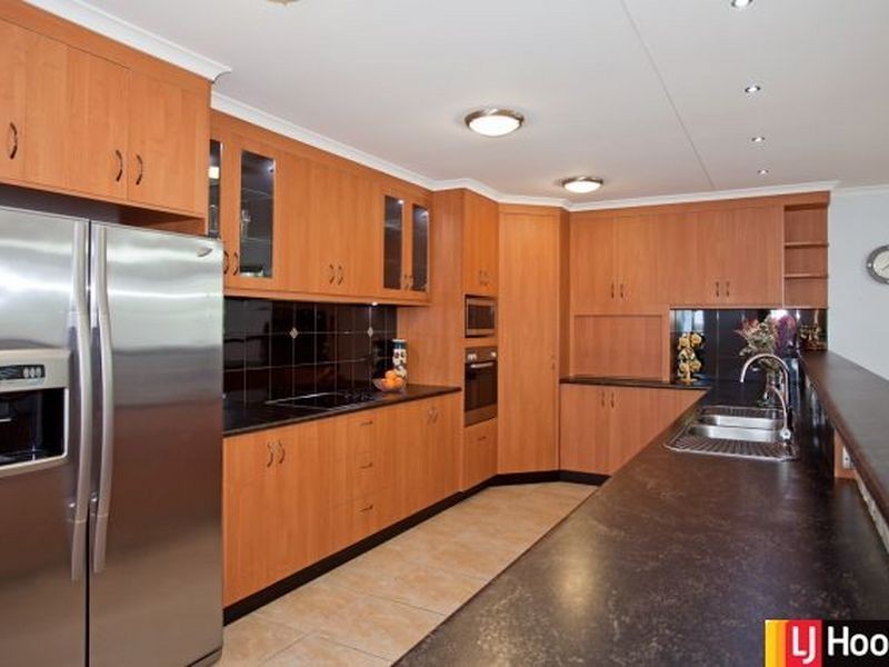2 Douglas Crescent, Rural View QLD 4740