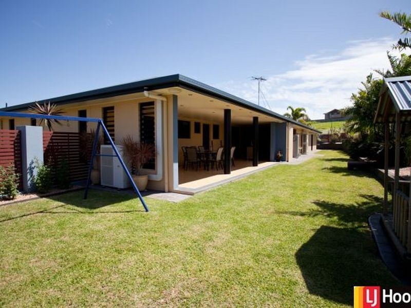 2 Douglas Crescent, Rural View QLD 4740