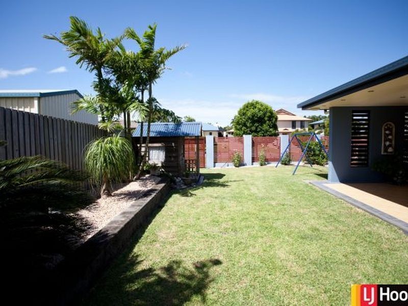 2 Douglas Crescent, Rural View QLD 4740