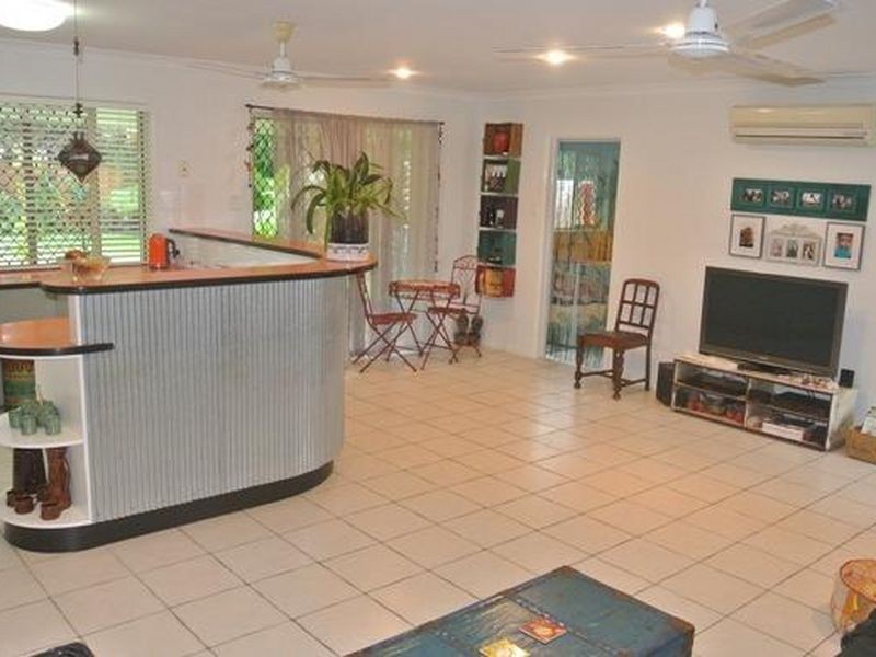 20 Beachside Place, Shoal Point QLD 4750