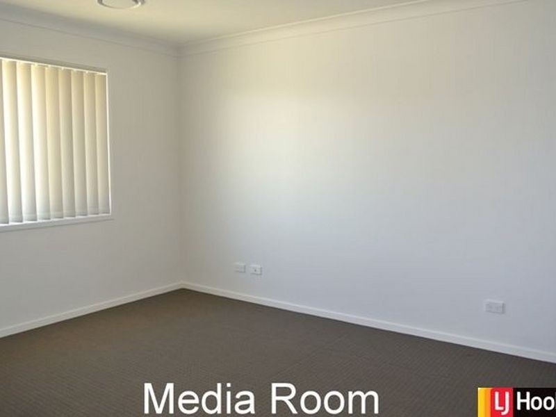 35 Dobinson Street, Bucasia QLD 4750
