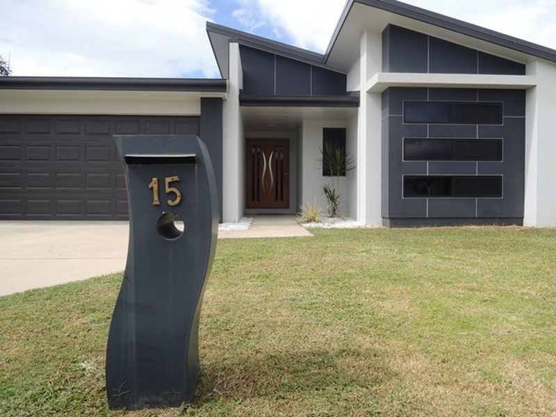 15 Companion Way, Shoal Point QLD 4750