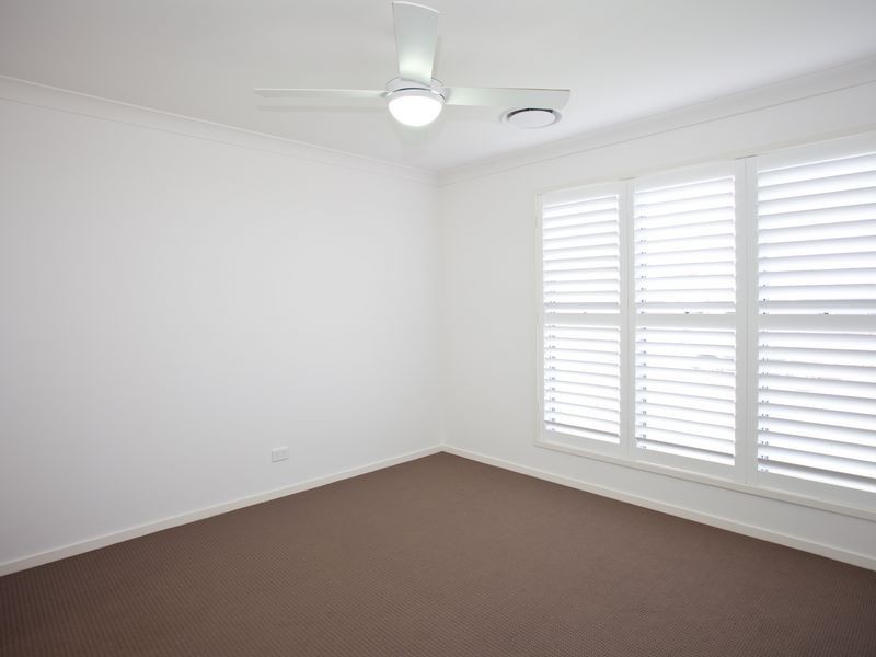 7 Majesty Street, Rural View QLD 4740