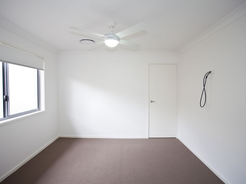 7 Majesty Street, Rural View QLD 4740