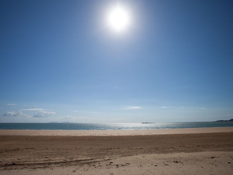 4 Island Close, Shoal Point QLD 4750