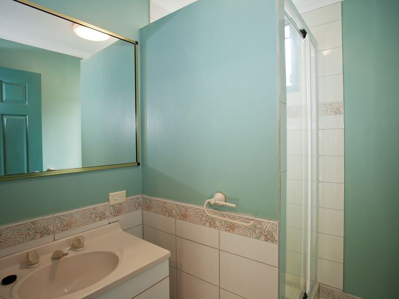 68-70 Mango Avenue, Eimeo QLD 4740